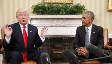Donaldas Trumpas ir Barackas Obama Baltuosiuose Rūmuose