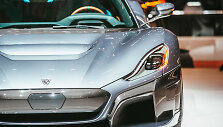 Kroatatijos &bdquo;Rimac&ldquo; pristatė daugiau nei 1800 AG turintį hiperautomobil