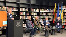 Pristatytas &scaron;imtmečio senumo Lietuvos užsienio politikos dokumentų rinkinys