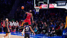 LeBronas Jamesas