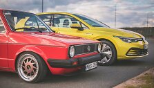 A&scaron;tuntos kartos VW Golf susitikimas su proseneliu 