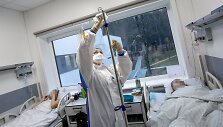 VUL Santaros klinikos. Kova su koronavirusu