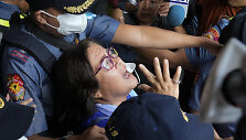 Filipinų žmogaus teisių gynėja Leila de Lima