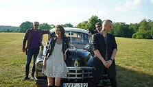 Eglė Valadkevičiūtė su grupe Naktinės personos