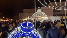 Utenos Kalėdų eglės įžiebimo &scaron;ventės akimirka