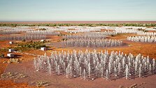 2022 m. gruodžio 5 d. Australijos pramonės, mokslo ir i&scaron;teklių departamento i&scaron;platintame lankstinuke pavaizduotos žemo dažnio stotys, sudarančios Vakarų Australijoje statomą radijo teleskopą &bdquo;Square Kilometre Array&ldquo; (SKA). 