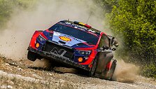 T.Neuville Graikijos WRC ralyje. WRC &bdquo;facebook&ldquo; paskyroje publikuota nuotr.