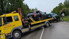Skapi&scaron;kyje susidūrus automobiliui ir mikroautobusui žuvo žmogus