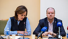 Viktorija Čmilytė - Nielsen, Saulius Skvernelis