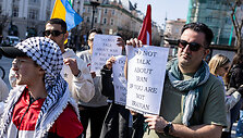 Protestas-eitynės prie&scaron; Lietuvos bendradarbiavimą Izraelio ir JAV karuose &bdquo;Karui &ndash; NE!&ldquo;