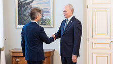 Kęstutis Budrys, Gitanas Nausėda