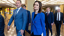 Jevgenijus &Scaron;uklinas, Viktorija Čmilytė-Nielsen