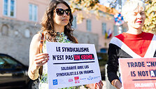 Solidarumo akcija prie Prancūzijos ambasados