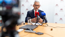 prof. Tomas Jovai&scaron;a