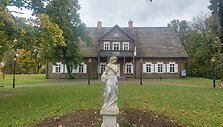 Biržuvėnų dvaro sodyba