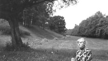 Lidija Me&scaron;kaitytė savo gimtinėje, 1977 m.