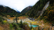 Dziudžaigou (Jiuzhaigou) nacionalinis parkas Kinijoje