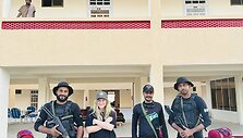 Pakistanas