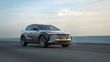 Pasauliui pristatytas visi&scaron;kai naujas &bdquo;Toyota bZ4X&ldquo; modelis
