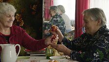 Kadras i&scaron; Giedrės Beinoriūtės filmo &bdquo;Sacrum ir profanum Pievėnuose&ldquo;