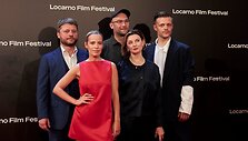 Lokarno raudonasis kilimas &ndash; filmo &bdquo;Sesės&ldquo; tarptautinė premjera