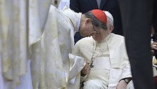Luisas Antonio Tagle ir ankstesnis popiežius Pranci&scaron;kus / PA