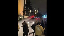 Policija panaudojo vandens patrankas prie&scaron; Izraelio konsulato &scaron;turmą Stambule