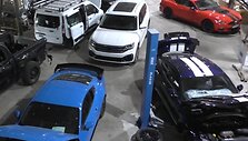 Automobilių prekeiviai galimai nusuko 3,5 mln. eurų mokesčių
