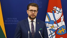 po-susitikimo-del-gynybos-finansavimo-ledai-pajudejo