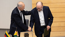 Vytenis Povilas Andriukaitis, Česlovas Jur&scaron;ėnas
