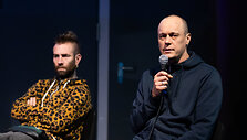 PhotoCircle'25 diskusija: karo fotografija &bdquo;TikTok&ldquo; laikais