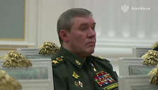 Prie&scaron; susitikimą su Trumpu Putinas sukvietė auk&scaron;čiausius Rusijos pareigūnus