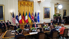 Trumpas susitiko su Zelenskiu ir Europos lyderiais
