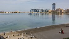 I&scaron;tu&scaron;tėję Dubajus paplūdimiai
