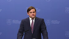 kriziu-valdymo-centro-direktorius-atskleide-kiek-kainuos-evakuacinis-skrydis