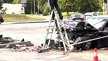 rinktines-gatveje-bmw-rezesi-i-stulpa-is-ivykio-vietos-pabegusi-neblaivu-vairuotoja-veliau-sulaike-policija
