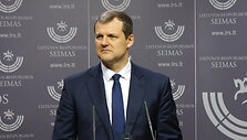 premjeras-gintautas-paluckas-apie-agnes-sirinskienes-perejima-i-demokratu-frakcija-nezinau-ar-tai-jiems-iseis-i-gera-bet-nesureiksminu