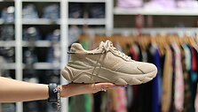 Į vilniečių ir sostinės svečių pamiltas &bdquo;Outlet Park&ldquo; parduotuves sugrįžta batų i&scaron;pardavimo savaitgalis: kainos kris iki 70 %  