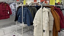 Su &bdquo;Vilnius Outlet&ldquo; įsikūrusia &bdquo;Membershop&ldquo; renkamės striukę &scaron;altajam sezonui: pūkinė, sintetinė ar membraninė? 