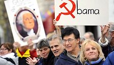 Obama pavardė para&scaron;yta su komunistine simbolika.