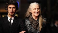Britų aktorius Benas Wishawas ir N. Zelandijos režisierė Jane Campion