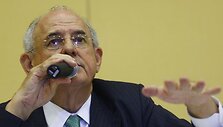 Brazilijos kra&scaron;to apsaugos ministras Nelsonas Jobimas patvirtino, kad aptiktos nuolaužos dingusio lėktuvo.