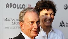 Niujorko meras Michaelas Bloombergas su mergina Diana Taylor 