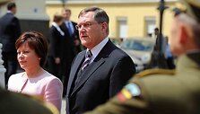 Kadras i&scaron; vizito