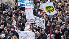 Protesto demonstracija Rygoje 2009 m. gruodžio pradžioje.