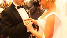 Paroda-&scaron;ventė &bdquo;Mūsų vestuvės!&ldquo;. Susituokė Ž.Narkevičiūtė ir L.Jokubauskas.