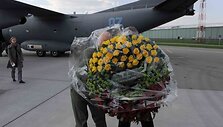 Lietuvos premjero vainikas L.Kaczynskiui