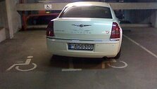 E. Bžesko automobilis
