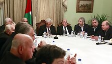 Palestiniečių lyderiai Kaire rado bendrą kalbą.