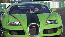 &bdquo;Bugatti Veyron&ldquo; vairuojantis Gurbanguly Berdymuchamedovas